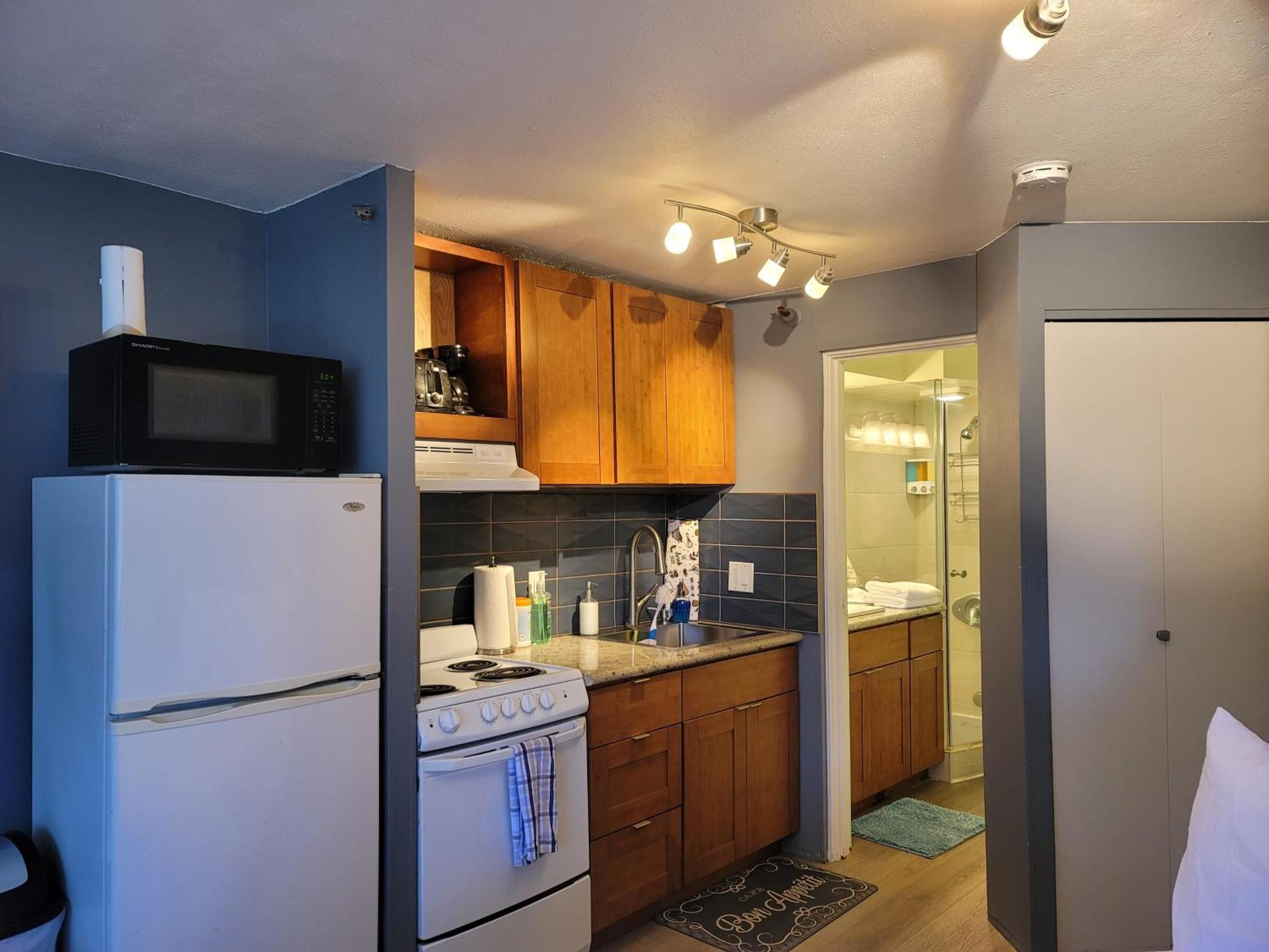 Waikiki Studio Steps To Beach-Mall Free Parking-Wifi Honolulu Room photo