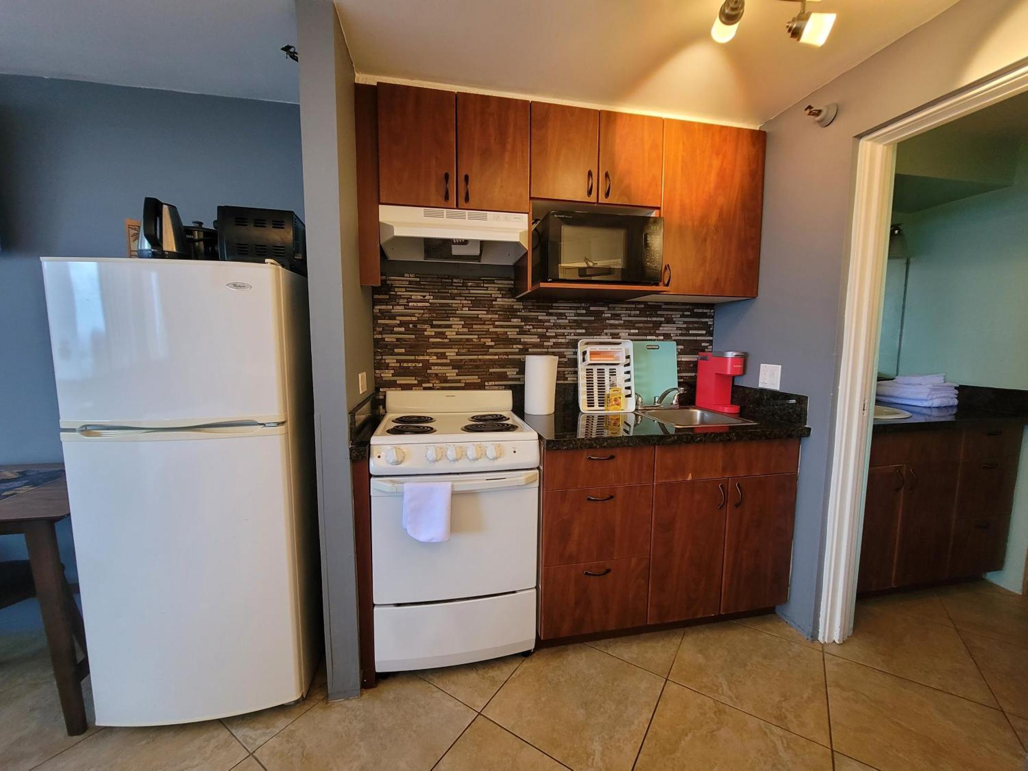 Waikiki Studio Steps To Beach-Mall Free Parking-Wifi Honolulu Room photo